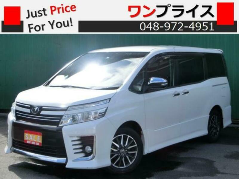 TOYOTA VOXY