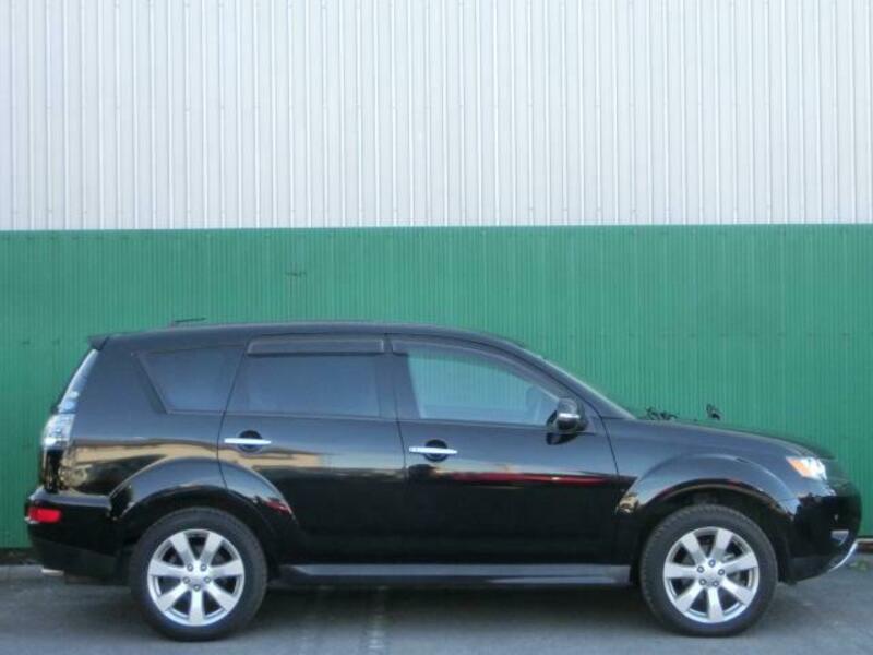 OUTLANDER