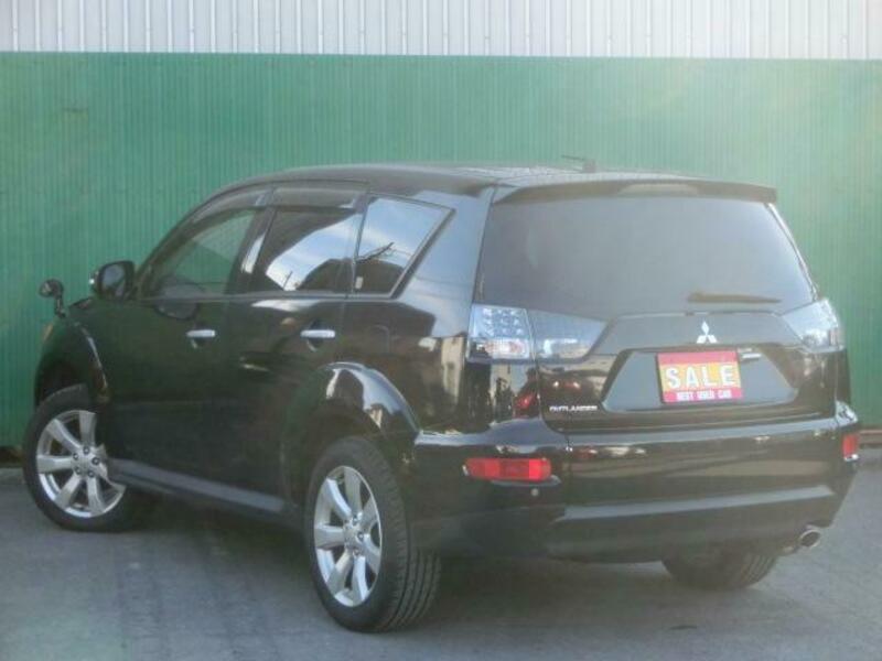 OUTLANDER