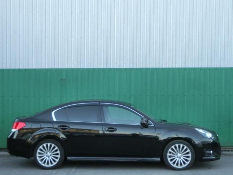 LEGACY B4