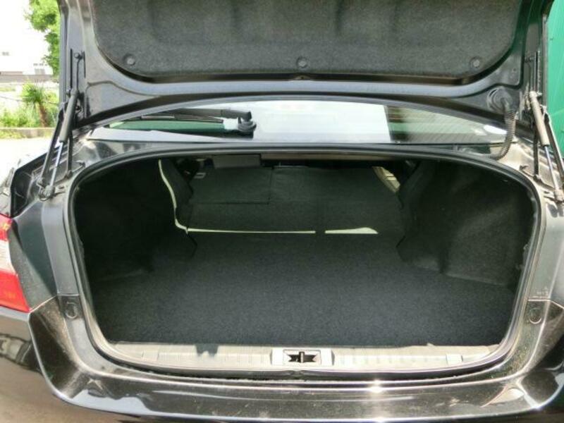 LEGACY B4