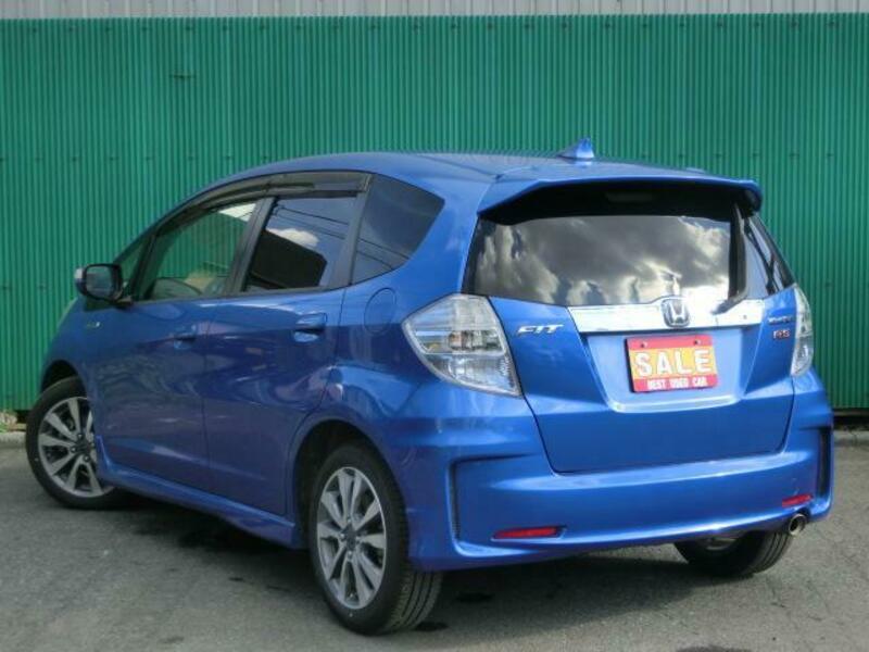 FIT HYBRID