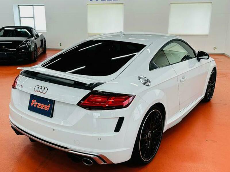 TTS COUPE