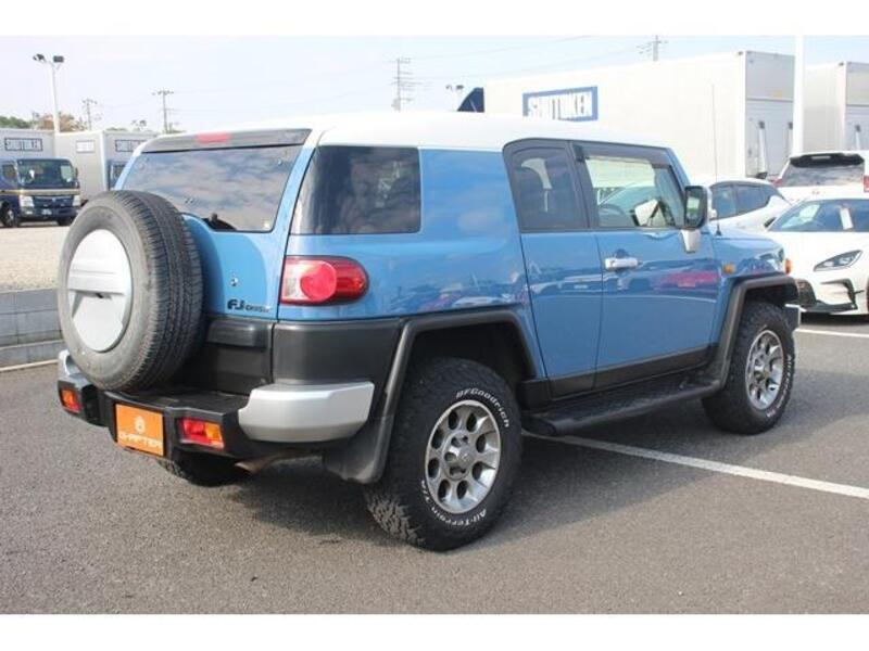 FJ CRUISER