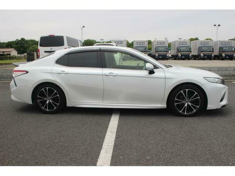 CAMRY