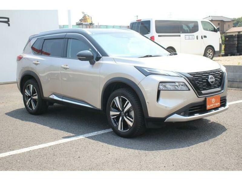 X-TRAIL