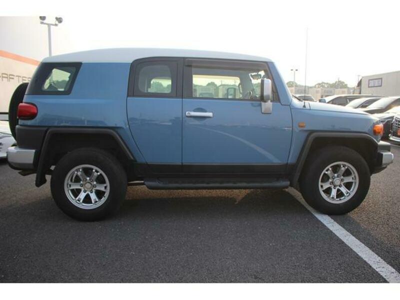 FJ CRUISER
