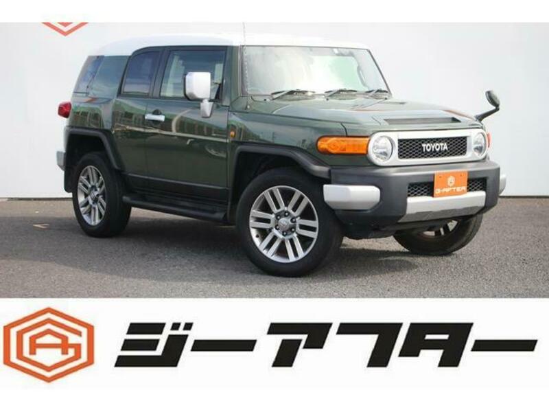 TOYOTA FJ CRUISER