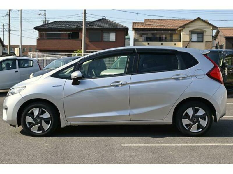 FIT HYBRID