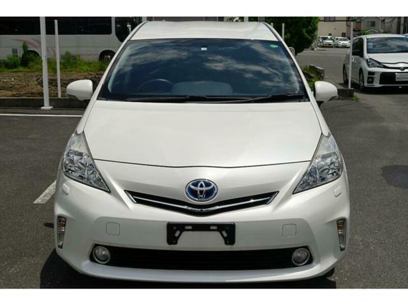 PRIUS ALPHA