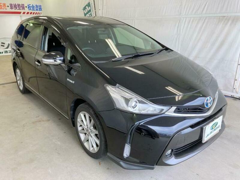 PRIUS ALPHA