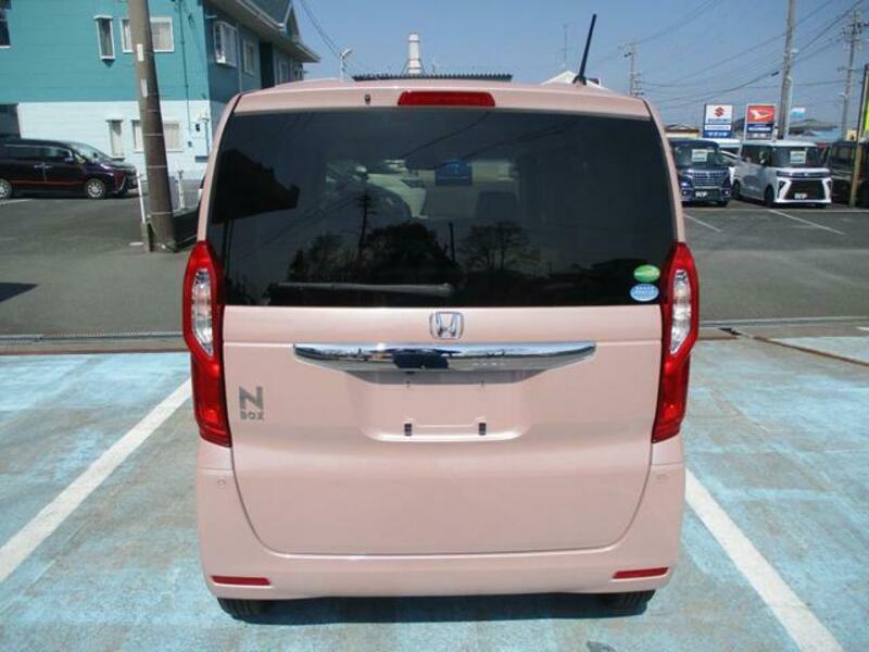N BOX