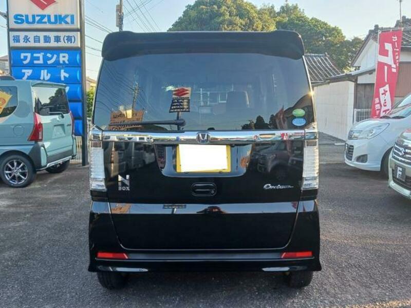 N BOX CUSTOM