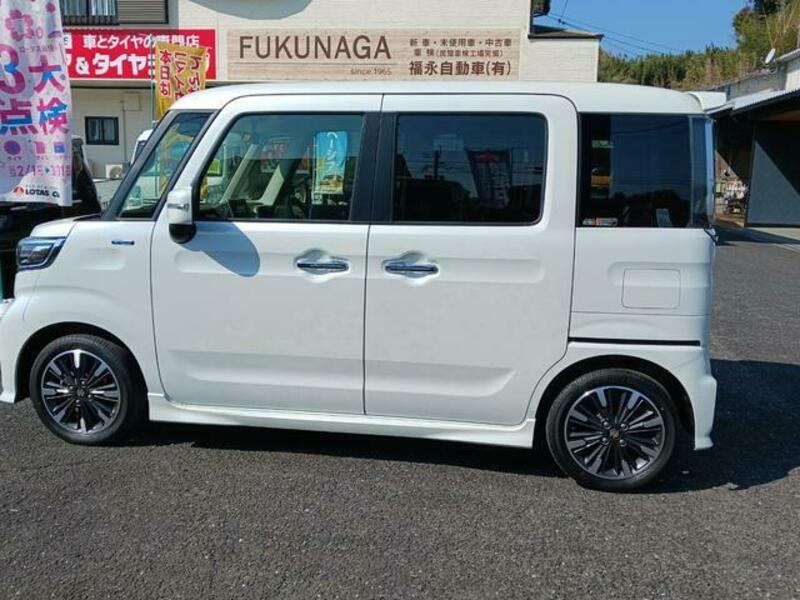 SPACIA CUSTOM