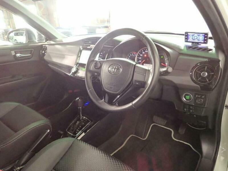 COROLLA FIELDER