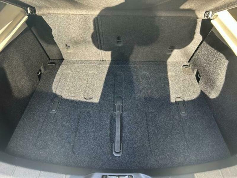 V40