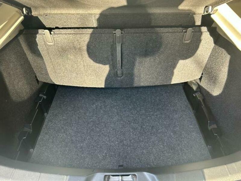 V40