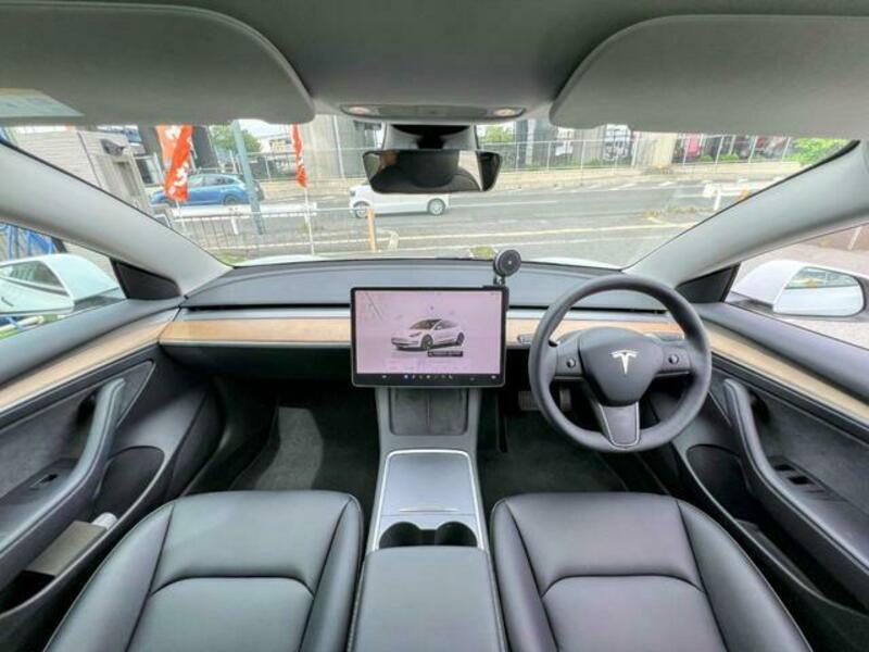 MODEL 3