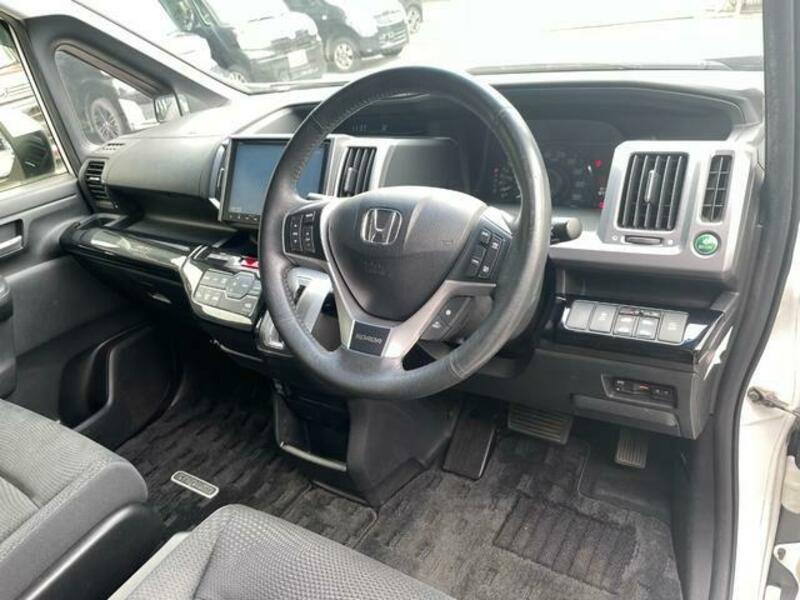 STEPWAGON SPADA