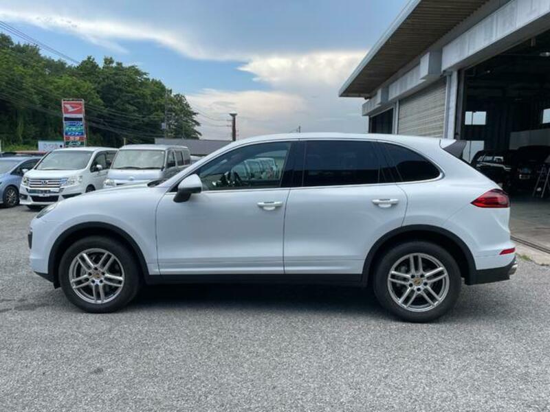 CAYENNE