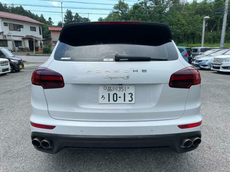 CAYENNE