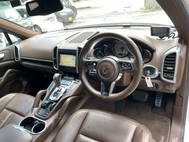 CAYENNE