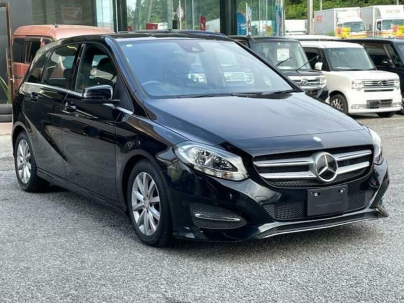 MERCEDES-BENZ B-CLASS