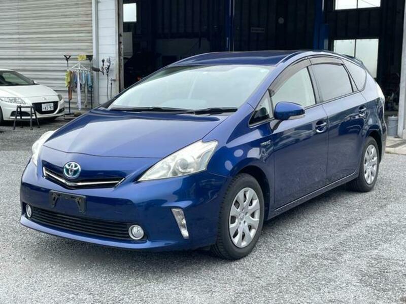 PRIUS ALPHA