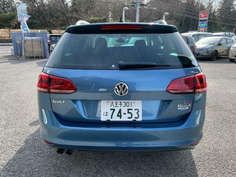 GOLF VARIANT