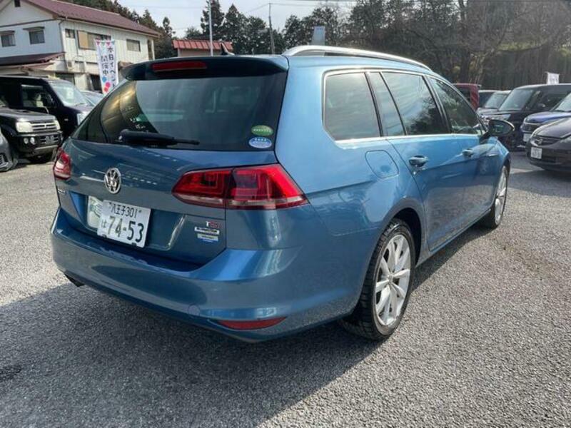 GOLF VARIANT
