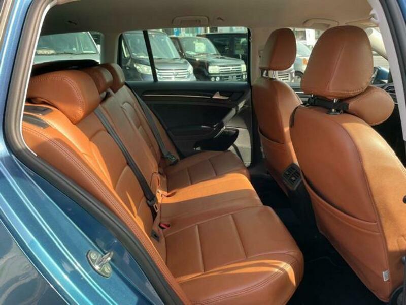 GOLF VARIANT