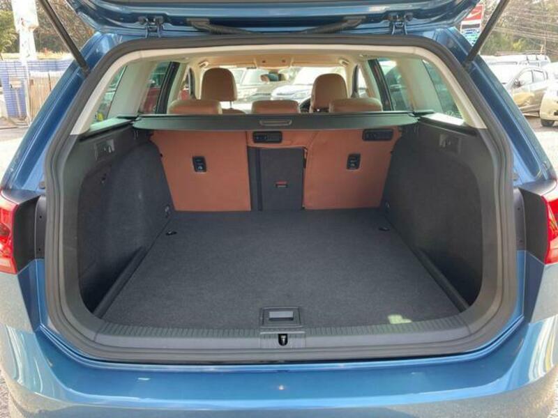 GOLF VARIANT