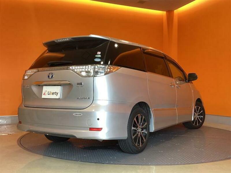 ESTIMA HYBRID