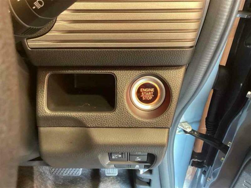 N-VAN