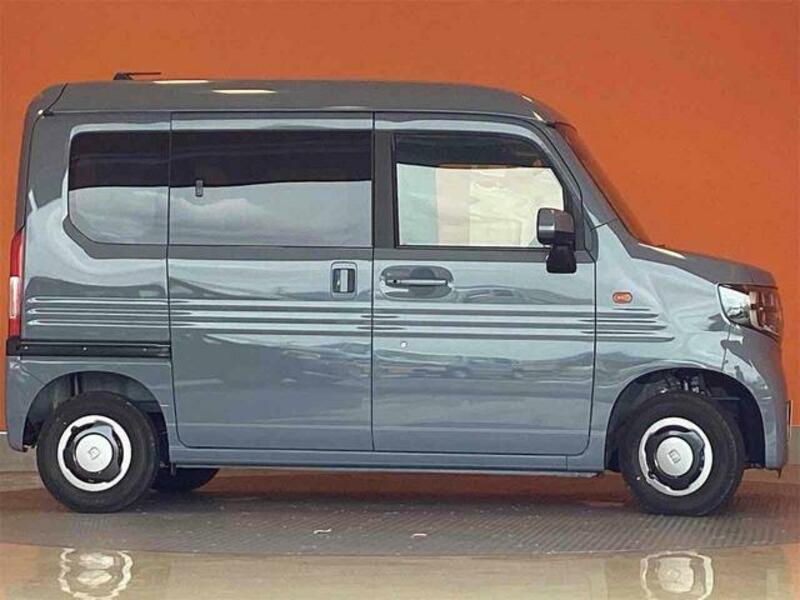 N-VAN