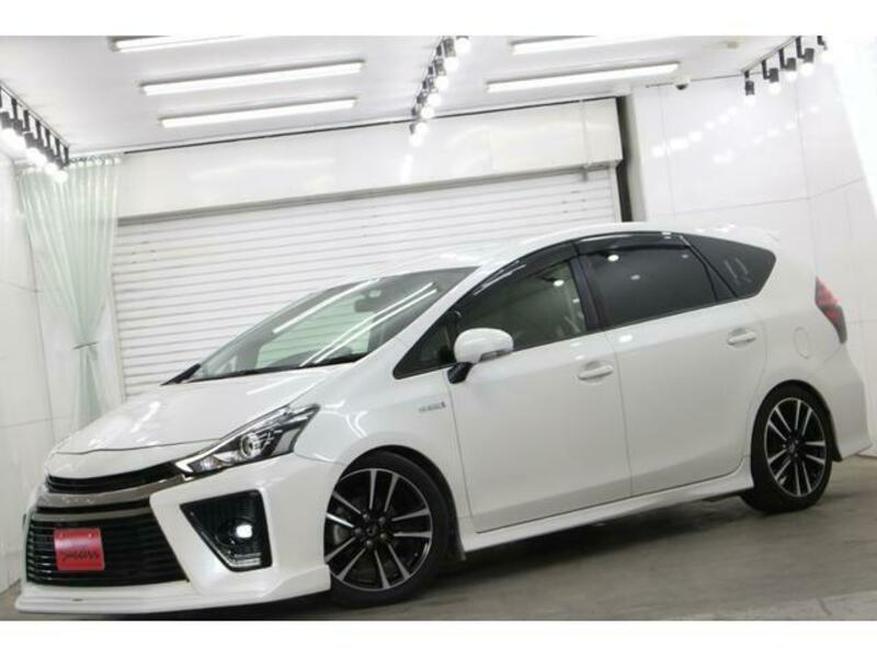 PRIUS ALPHA