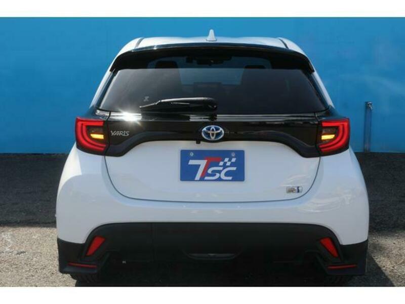 YARIS