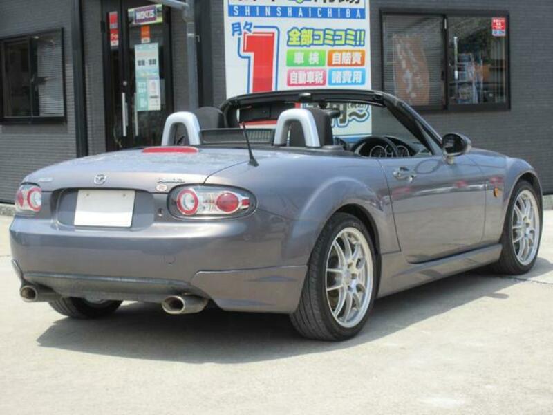 ROADSTER