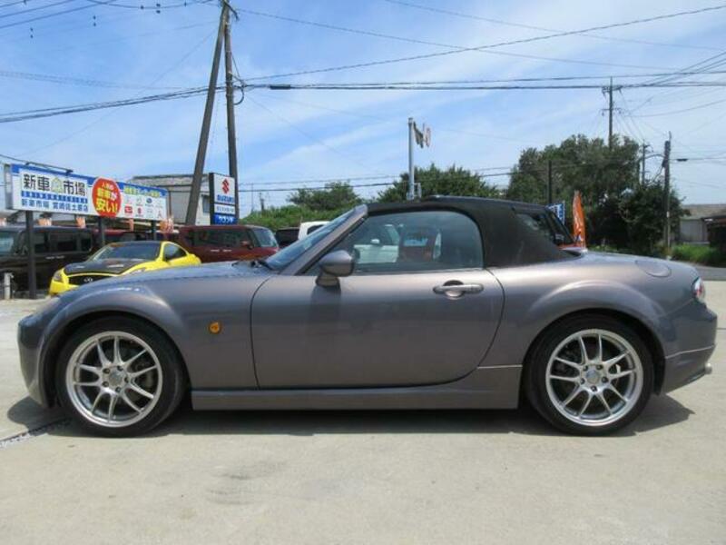 ROADSTER