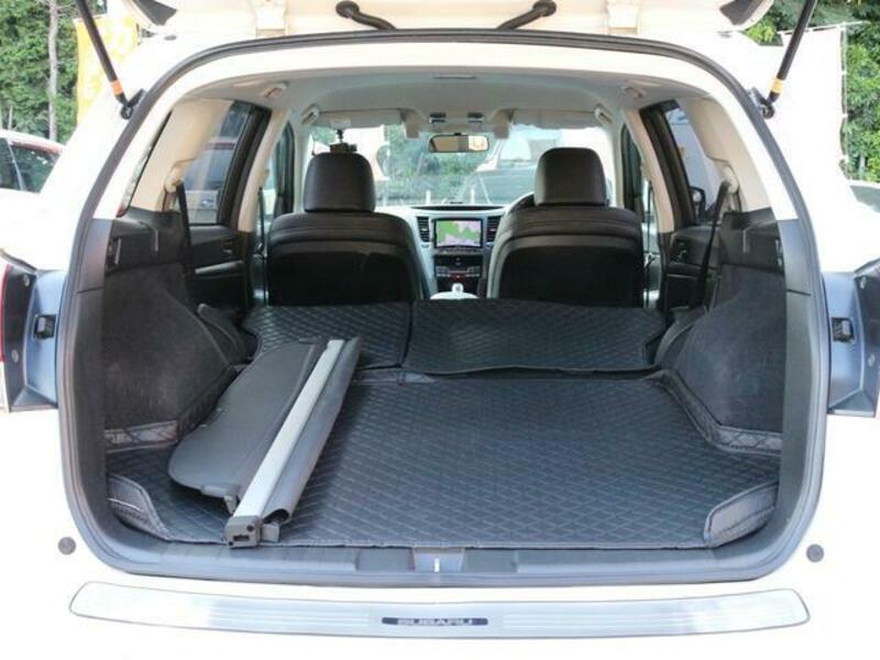 LEGACY OUTBACK