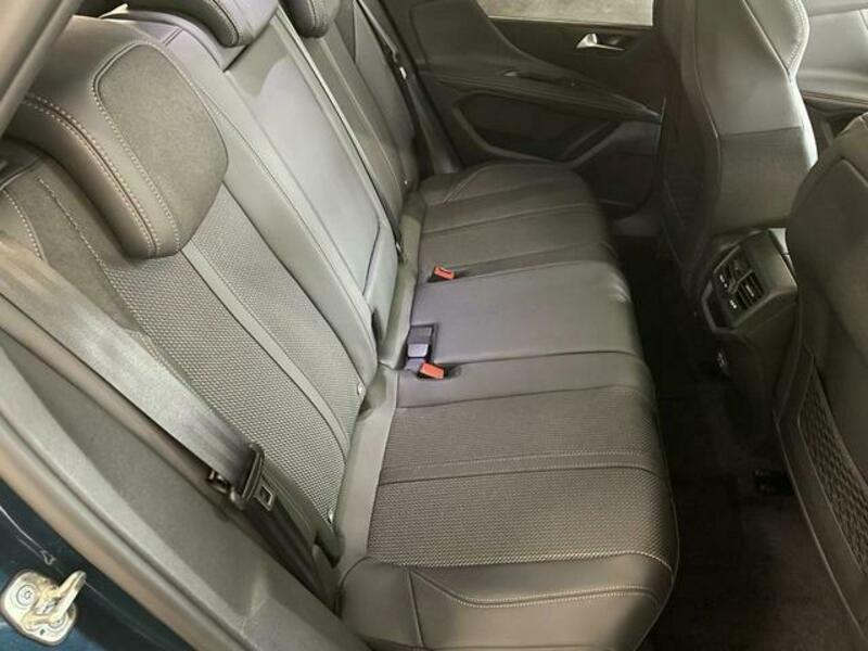 3008