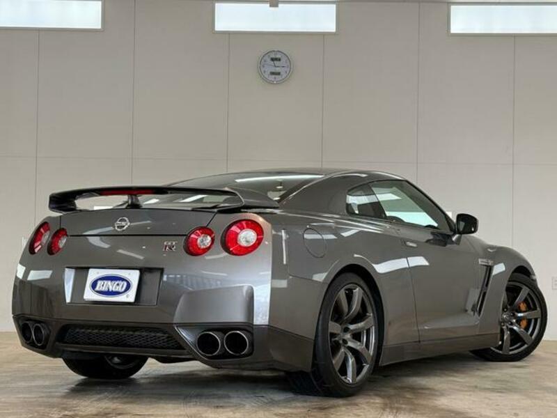 GT-R