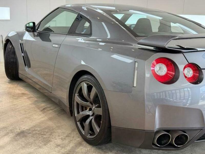 GT-R