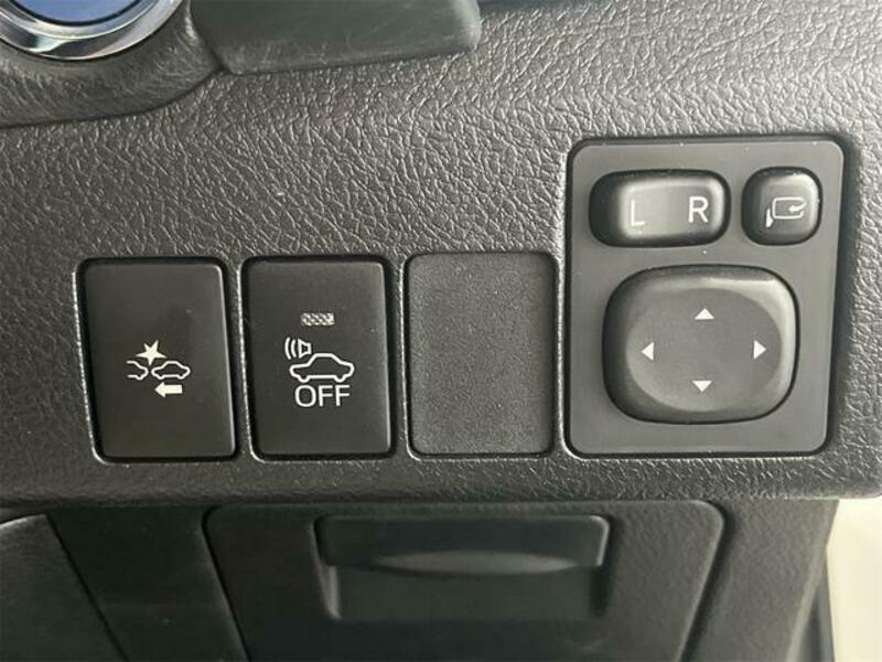 AURIS