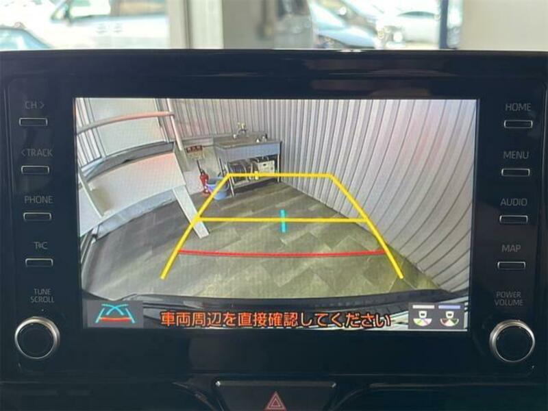 YARIS CROSS