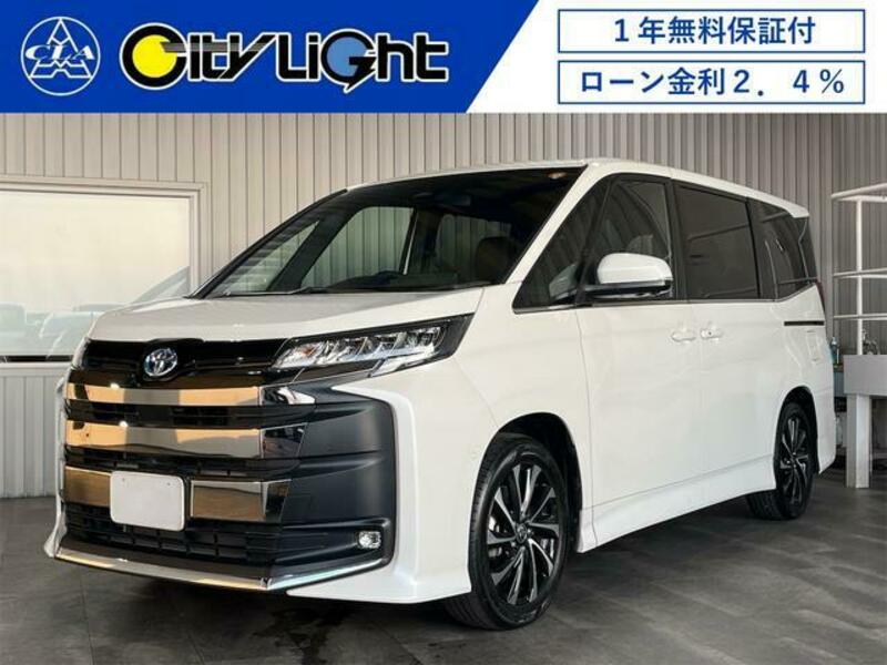 TOYOTA NOAH