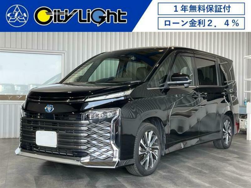 TOYOTA VOXY