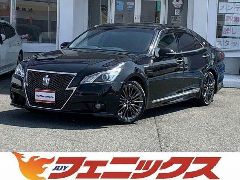 TOYOTA CROWN