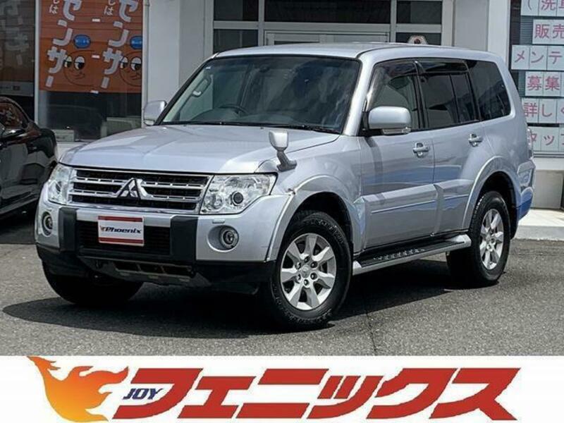 MITSUBISHI PAJERO