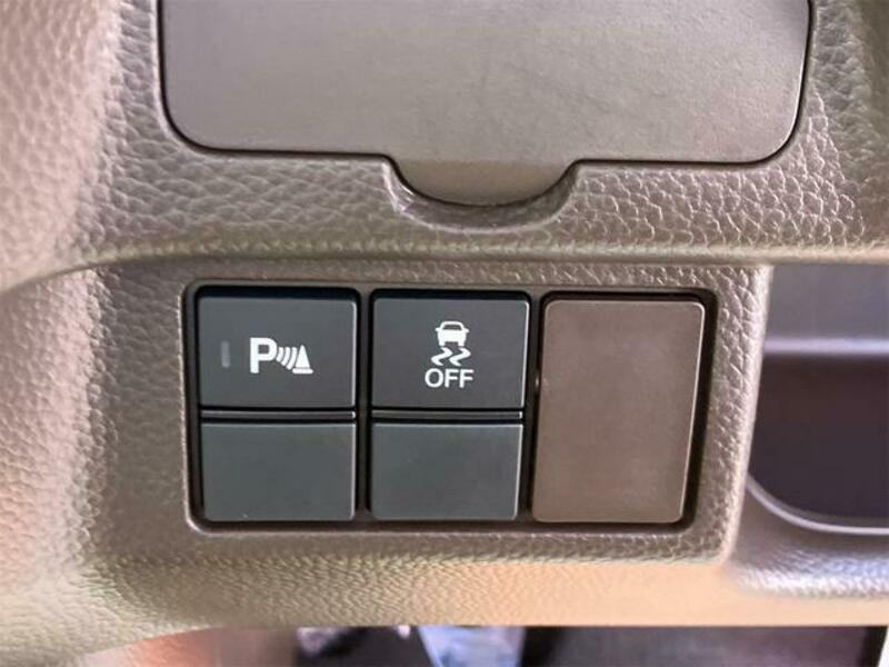 N BOX